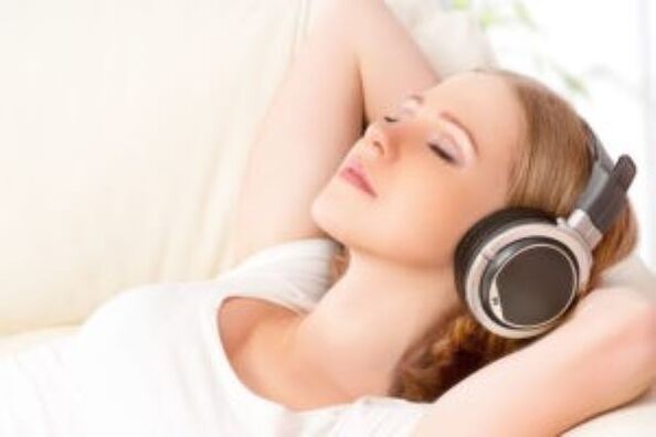 To concentrate listening to music